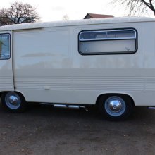 Peugeot-J7-1